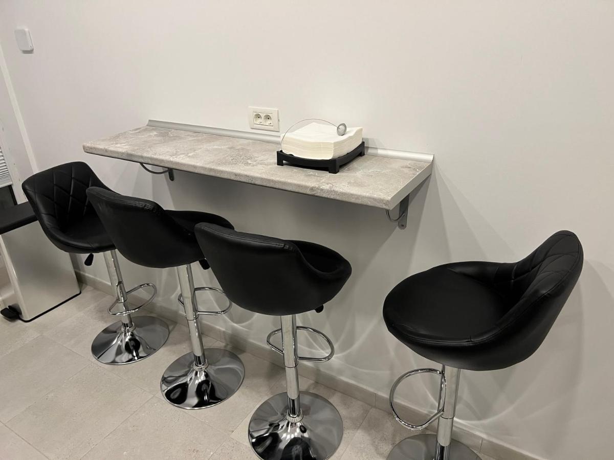 Apartamento Stunning 2-room Penthouse With Lakeview W11 *