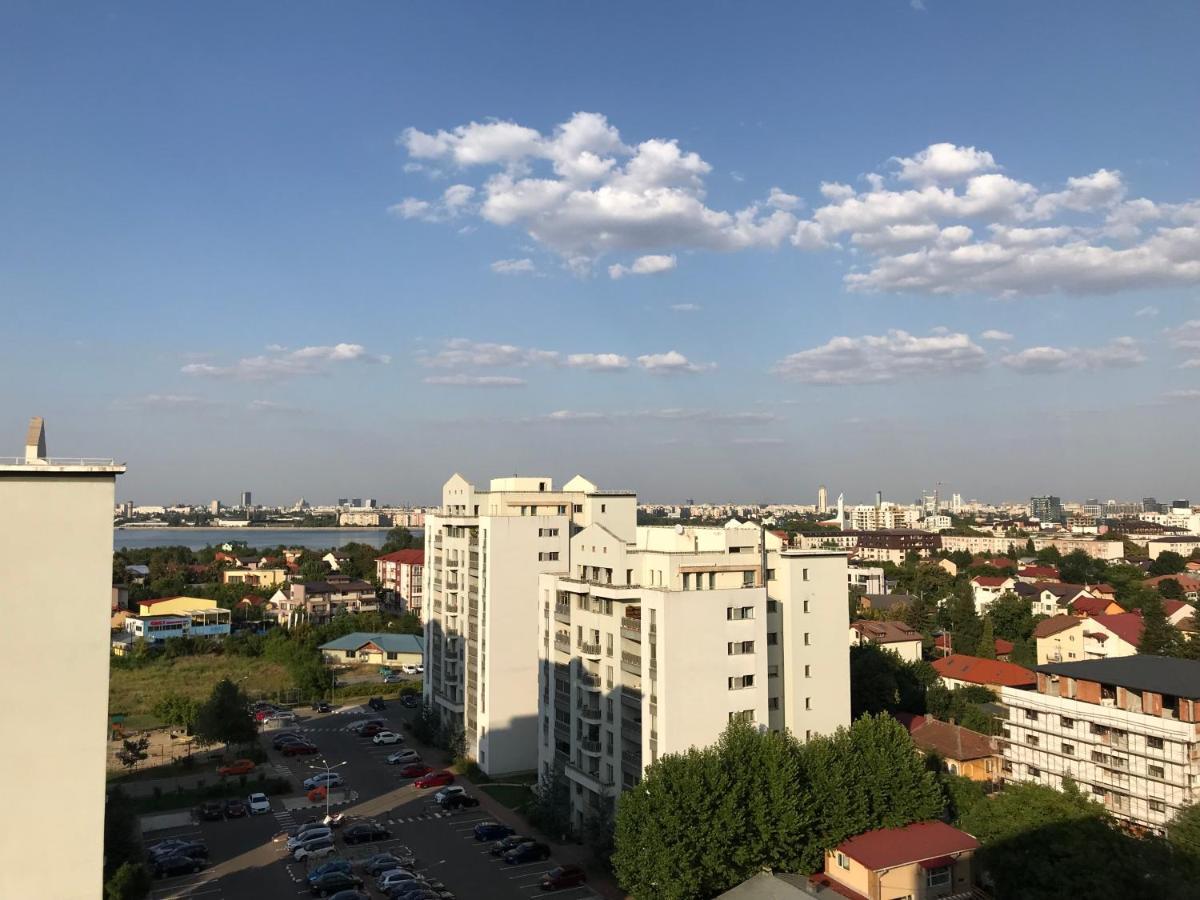 Apartamento Stunning 2-room Penthouse With Lakeview W11 Bucarest
