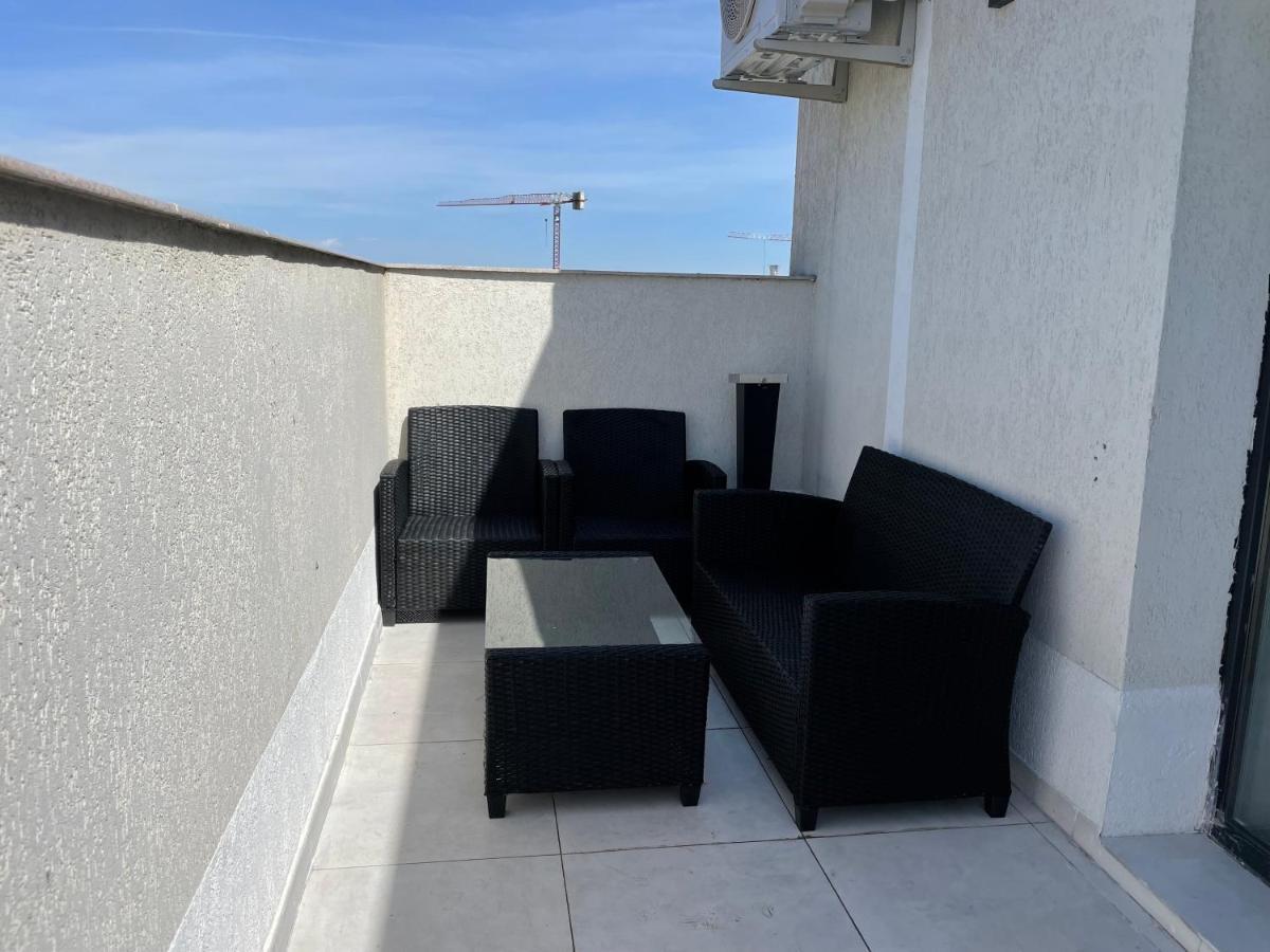 Apartamento Stunning 2-room Penthouse With Lakeview W11 *